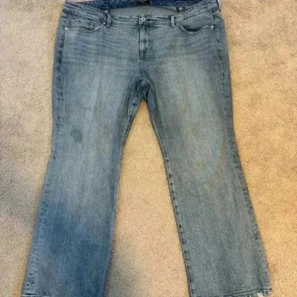 Torrid Women’s Mid Rise Slim Bootcut Jeans Size 14R